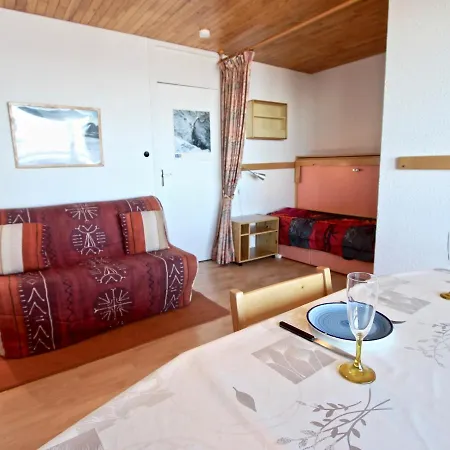 Apartment Spacieux Studio 2 Places Proche Pistes A Avec Balcon - Fr-1-340-18
